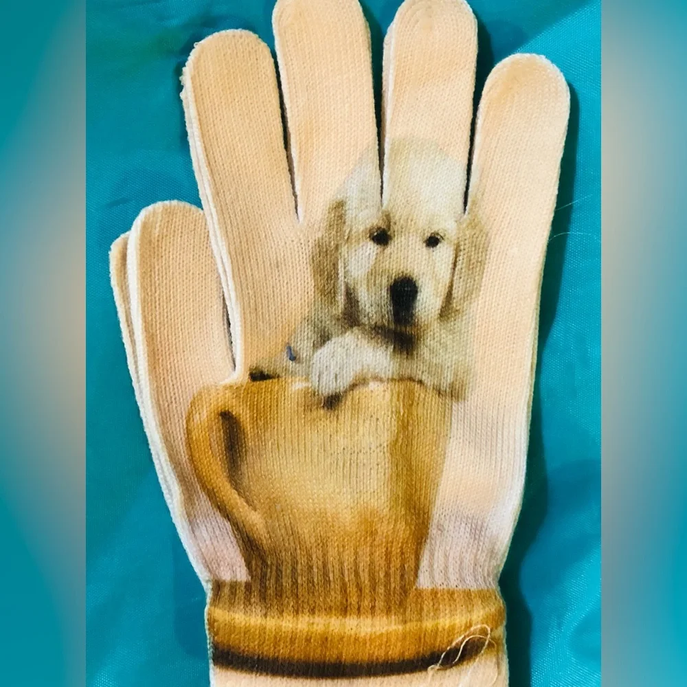 Women’s dog puppy in coffee cup printed beige‎ knit gloves one size new